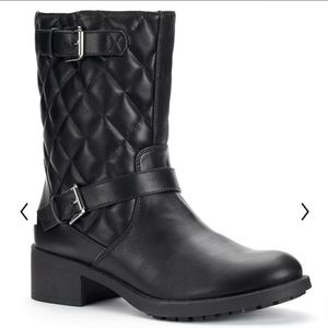 Black Dana Buchman Quilted Ankle Boots 8